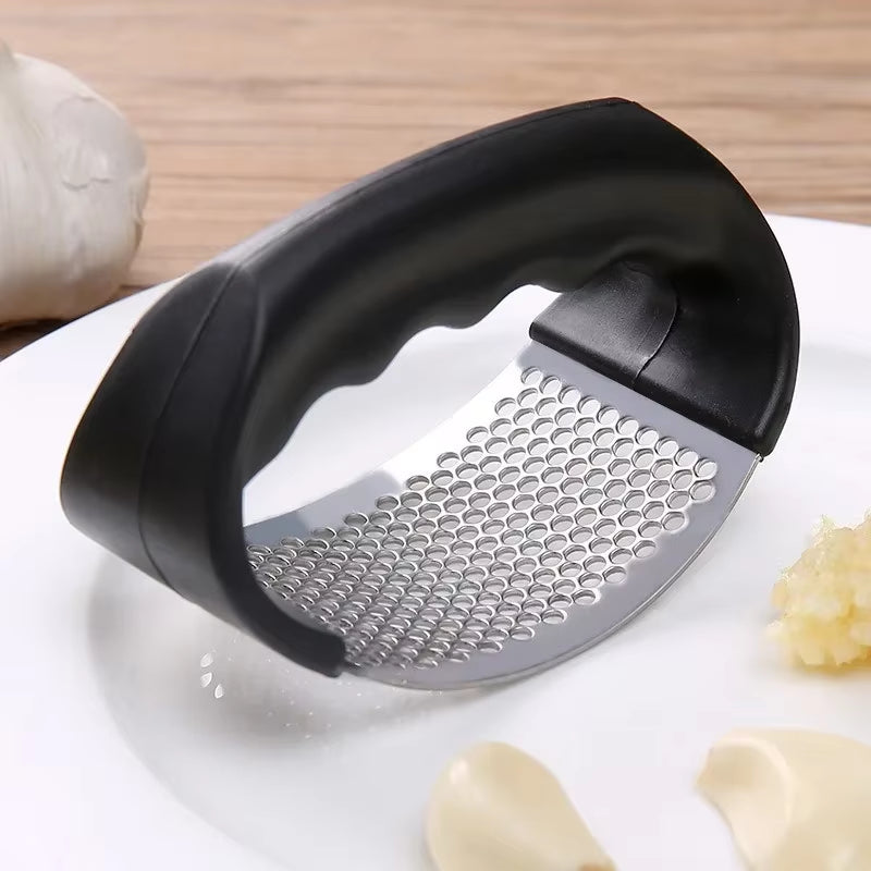 Effortlessly Crush Garlic & More with Our Premium Stainless Steel Garlic Press – Your Go-To Kitchen Gadget for Healthy Cooking!